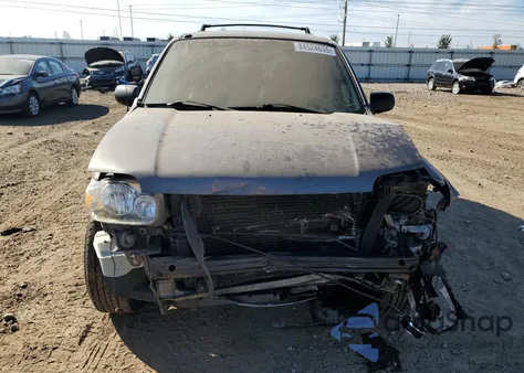 2005 Ford Escape Limited from USA, damaged, VIN 1FMCU04195KC43088